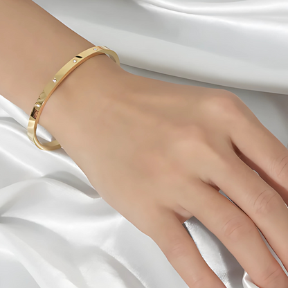 Liora – Brazalete rígido en acero inoxidable con acabado en oro de 18k, oro rosado o tono plata