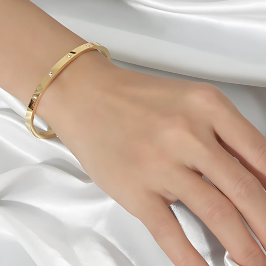 Liora – Brazalete rígido en acero inoxidable con acabado en oro de 18k, oro rosado o tono plata